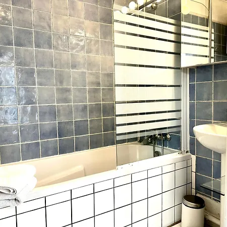 Large North Marais *