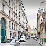 Large North Marais Apartman